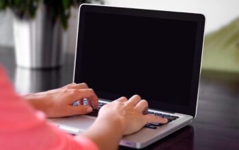 Cara Mengatasi Black Screen Windows 7